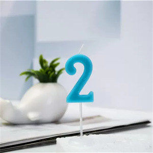 Bougies d'<span class=keywords><strong>anniversaire</strong></span> numérotées de 0 à 9, faites à la main, de haute qualité, en forme de couronne dorée, pour les fêtes d'enfants, avec des couleurs mélangées - Product Image 4