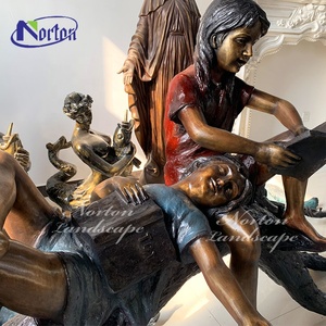 Décoration <span class=keywords><strong>de</strong></span> <span class=keywords><strong>jardin</strong></span> d'extérieur, statue <span class=keywords><strong>de</strong></span> <span class=keywords><strong>jardin</strong></span> en bronze coulé grandeur nature, garçon et fille lisant assis sur un tronc d'arbre - Product Image 4