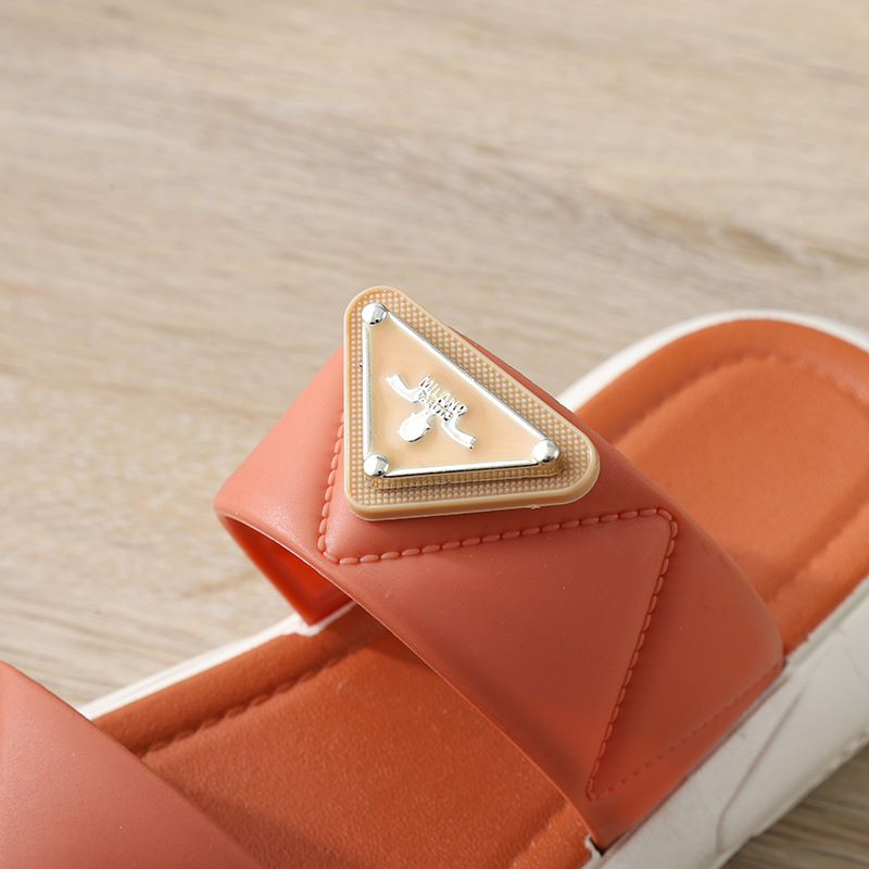 Korean Soft Bottom Double Belt Casual Slippers Non Slip Ladies Sandals and Slippers