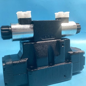 Vanne proportionnelle hydraulique Parker D41FBB32FC1NKW0 à commande pilote, 3 voies, pour machines industrielles - Product Image 2