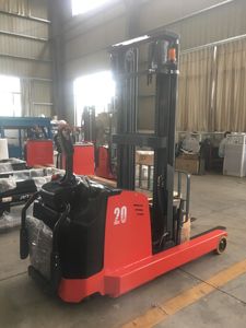 NOELIFT <span class=keywords><strong>TFA</strong></span> Reach Stacker Elettrico con Batteria al Piombo-Acido, Traslatore Laterale Elettrico, Capacità 1500kg, Altezza di Sollevamento 4.5M, Portata 620mm - Product Image 4