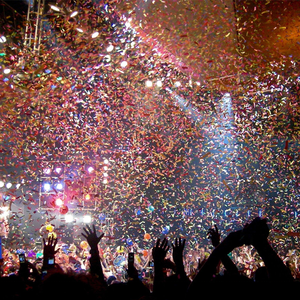 Máquina de confeti grande para escenario, máquina de soplado de confeti Co2 de papel Dmx para fiesta de boda, Dj eléctrico, tirador de cañón de confeti de boda - Product Image 3