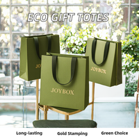 Sacs cadeaux écologiques en papier d'art de luxe classique avec logo personnalisé imprimé, poignées en corde de coton durables, chaussettes personnalisées de qualité supérieure