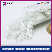 Vente en gros en Chine de fibres de verre haute résistance coupées en morceaux pour le ciment, le béton et le plâtre