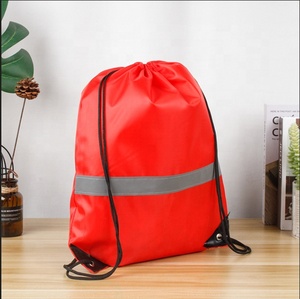 热销廉价防水210D抽绳包定制徽标运动包促销 - Product Image 5