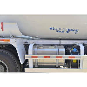 Camion malaxeur à béton multifonction HOWO TX 340 HP 8x4 de Chine avec volant de direction mobile - Product Image 5
