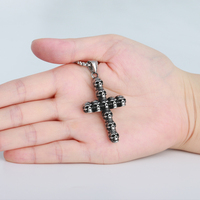 Bijoux d'halloween de haute qualité en acier inoxydable, collier gothique religieux Design 3D tête de crâne croix pendentif pour hommes femmes