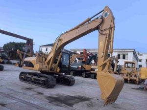 Máquina excavadora Caterpillar 320c 320cl usada, Caterpillar 320cl de segunda mano original de Japón con componente de motor central - Product Image 3