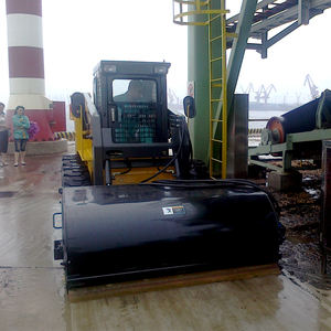 Ray konstruksi bekerja roda kompak depan pemuat jalan lantai sapu penyapu salju Bucket lampiran inti mesin Motor PLC - Product Image 6