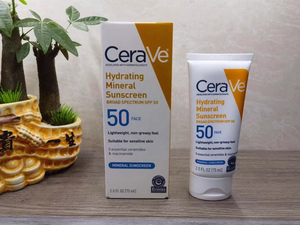 Protector Solar Facial <span class=keywords><strong>CeraVe</strong></span> 100% Mineral SPF 50 con Óxido de Zinc y Dióxido de Titanio, Ácido Hialurónico + Niacinamida - Product Image 2