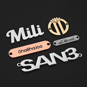 Etiqueta <span class=keywords><strong>de</strong></span> Metal para Nombre, Camisa Abaya, Bolso, Sombrero, Aleación <span class=keywords><strong>de</strong></span> Zinc, Forma Personalizada, Logotipo Metálico, <span class=keywords><strong>Marca</strong></span> Personalizada, Etiquetas Metálicas para Hijab, para <span class=keywords><strong>Ropa</strong></span> - Product Image 4