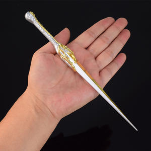 <span class=keywords><strong>Señor</strong></span> <span class=keywords><strong>de</strong></span> <span class=keywords><strong>los</strong></span> anillos película modelo periférico decoración oro elfo pequeña espada todas las artes <span class=keywords><strong>de</strong></span> Metal armas llavero - Product Image 6