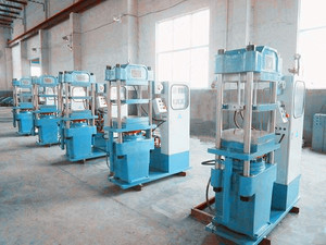 Lốp tái chế cao su gạch Máy Làm cao su sàn gạch Máy làm tái chế cao su gạch máy - Product Image 4