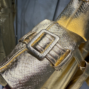 Vêtements en cuir brillant à la mode Vestes en cuir uniques pour femmes Veste en cuir <span class=keywords><strong>longue</strong></span> <span class=keywords><strong>dorée</strong></span> - Product Image 4