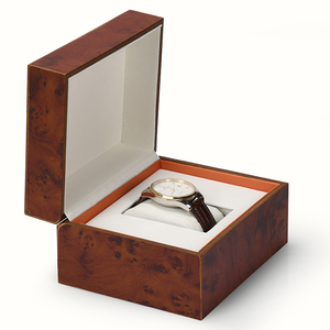 Boîte à montres en bois de luxe avec logo personnalisé marron, finition brillante, organisateur de montres, boîte de rangement pour montres en bois - Product Image 2