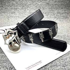 Cintura Punk con Fibbia in Lega e Croce, Stile Celebrità Classico, Trendy per Uomo e Donna - Product Image 5