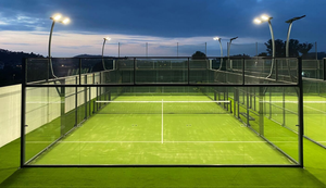 Équipement de terrain de padel extérieur portable autoportant en acier avec verre trempé et gazon artificiel - Couleur et logo personnalisables - Prix usine - Product Image 2