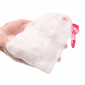 ถุงสบู่ผ้าไม่ทอสีขาว พร้อมริบบิ้นสำหรับทำความสะอาดทุกวัน - Product Image 1