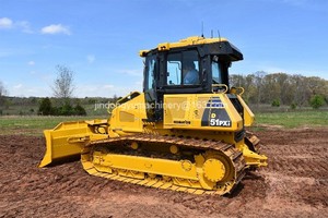รถดันดิน KOMATSU D51PXI-22 คุณภาพสูง สภาพดี รถดันดินมือสอง 20 ตัน 162 กิโลวัตต์ - Product Image 2