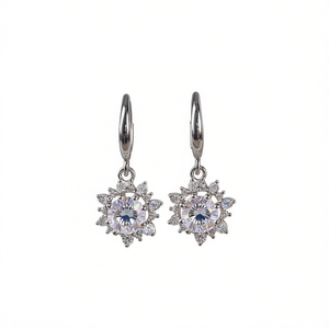 Pendientes de Oro Blanco con Flor, Plata 925, Baño de Rodio, Cristal y Diamantes de Imitación, Engaste de Garra, Joyería Clásica para Boda de Mujer - Product Image 1
