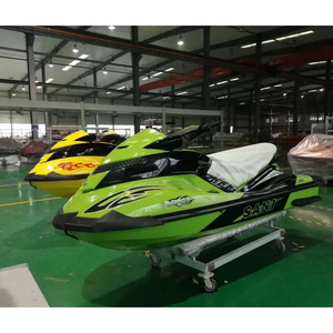 Moto Acuática Sanj de 1800 cc, Crucero de Gasolina con Casco de Fibra de Vidrio, Bote de Entretenimiento - Product Image 3