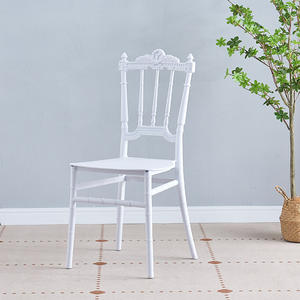 Silla de comedor blanca moderna con respaldo de bambú, plástico PP apilable para césped al aire libre, banquete, boda, taburete perfecto para el hogar - Product Image 6