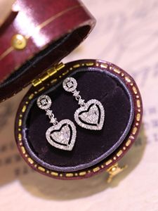 ต่างหูเพชรทองคำ 18k รุ่นหรูหราจาก Xinfly คอลเลคชั่นใหม่ ชุดเครื่องประดับเจ้าสาวสำหรับงานแต่งงาน ของขวัญ ป้องกันการแพ้ เหมาะสำหรับผิวแพ้ง่าย - Product Image 5