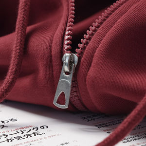 Quần Áo Các Nhà Sản Xuất Tùy Chỉnh 350G Rượu Vang Áo Khoác Màu Đỏ Anh Đào Áo Màu Đỏ Đen Cardigan Của Người Đàn Ông Cổ Điển Màu Đỏ Sâu Dây Kéo Hàng Đầu - Product Image 2