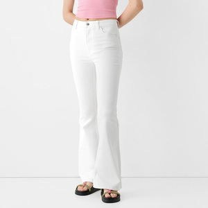 OEM Custom Logo donna <span class=keywords><strong>pantaloni</strong></span> in Denim <span class=keywords><strong>Flare</strong></span> taglio stivale a vita alta bianco traspirante tinta unita rivetto per abbigliamento Casual autunno estate - Product Image 3