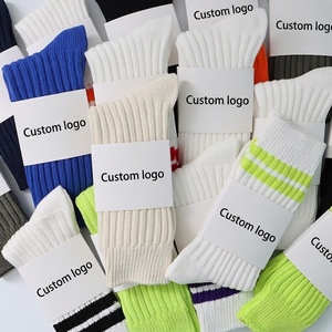 Calcetines Deportivos Casuales de Algodón Premium con Logo Personalizado al por Mayor <span class=keywords><strong>JINGOU</strong></span> 2026, Calcetines Cortos Transpirables, MOQ Bajo - Product Image 1
