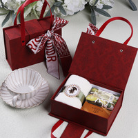 Offre Spéciale : Dossiers en Papier Magnétiques Pliables à Poignée Métallique Unique pour Emballage Cadeau (Rouge à Lèvres, Foulard, Sous-vêtements, Chocolat, Papier d'Art Mat)