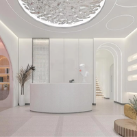 Design d'intérieur de boutique de luxe pour la décoration de salon de beauté, station de coiffure personnalisée avec miroir, mobilier de salon de beauté