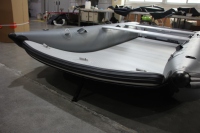 330CM Drop Stitch Floor Outdoor Gonflable MC Catamaran Boat PVC et Hypalon Material Rib Boar pour la pêche sur le lac