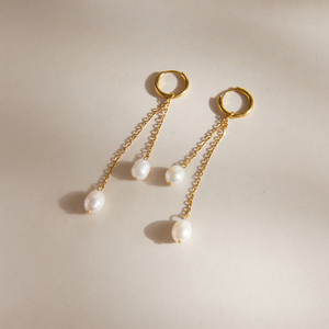 J&D Jewelry Elegantes Pendientes Huggie con Borlas de Perlas de Agua Dulce Desmontables, Chapados en Oro de 18K, Joyería Colgante Impermeable para Mujer - Product Image 6