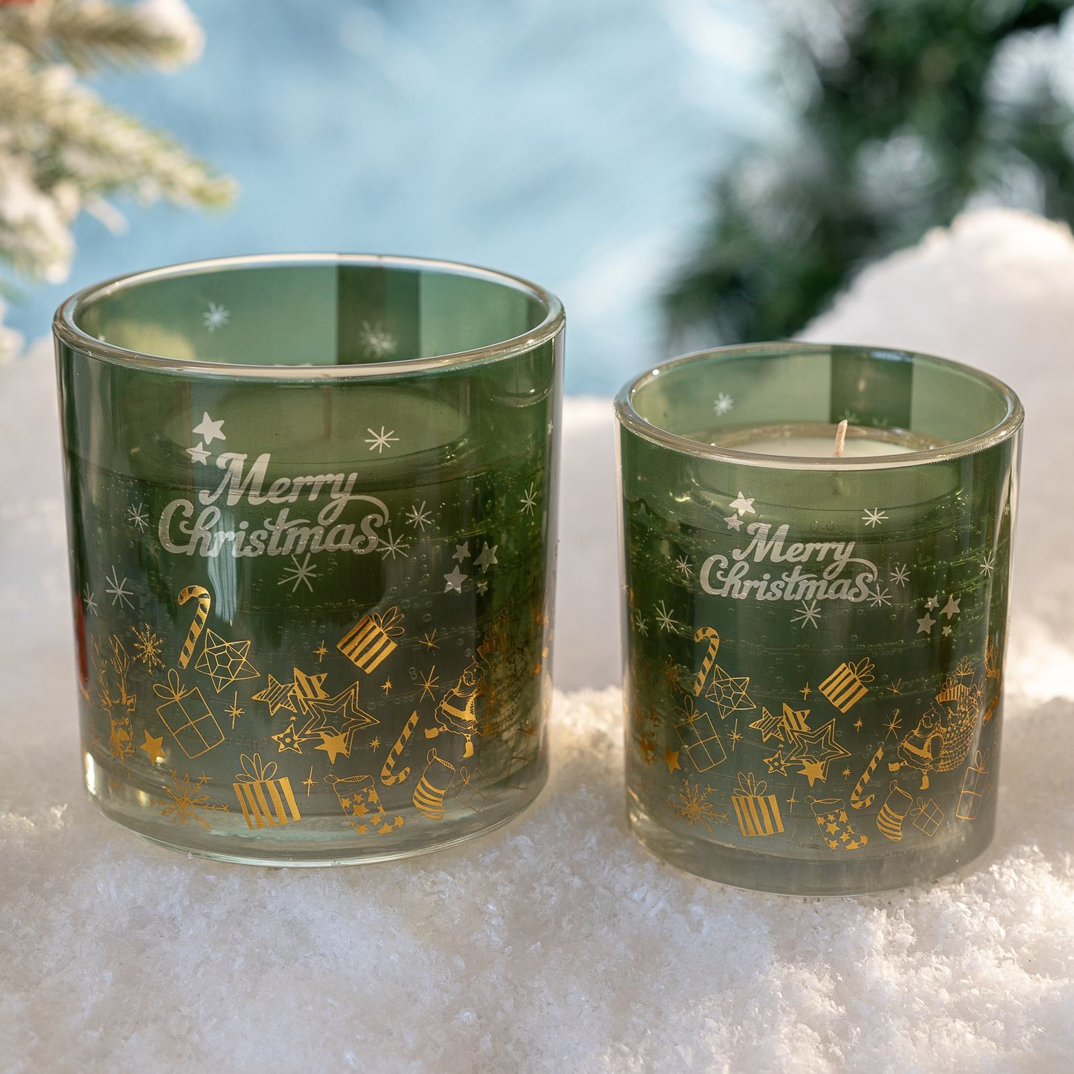 สีเขียว