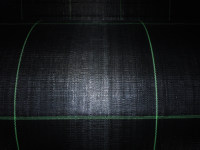 Paillis anti-herbe pour l'agriculture Tapis de contrôle des mauvaises herbes en plastique noir Tissu de couverture du sol en plastique noir pour la ferme