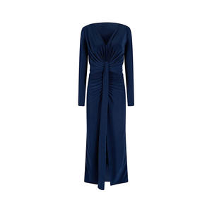 Robe Kristen à col en V et nœud frontal complexe, respirante, élégante, fluide, longueur genou avec fente frontale discrète - Product Image 1