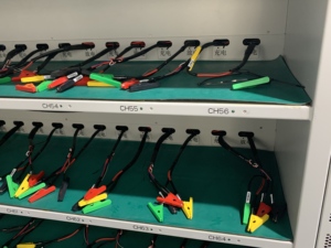 32-Kanal Lithium-Ionen-Batteriezellen-<span class=keywords><strong>Tester</strong></span> für automatische Zyklusladung und -entladung, Kapazitätsgradiertest und -matching, 60V 30A - Product Image 4