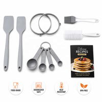 Kit de distribution de pâte à crêpes de luxe 11 pièces, ensemble de bouteilles de 900 ml sans BPA avec spatule en silicone, anneau, cuillère doseuse, outil de pâtisserie
