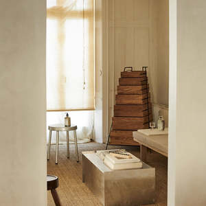 طاولة جانبية من الألومنيوم بتصميم عتيق مع مسامير معدنية، تصنيع الصفائح المعدنية بسماكة مخصصة للأثاث والخزائن (تصنيع حسب الطلب) - Product Image 2