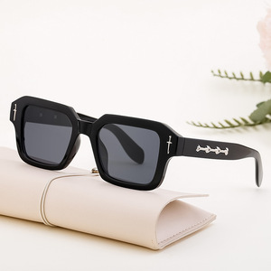 Gafas de sol cuadradas de estilo europeo para hombre, montura de PC, protección UV400, gafas retro para exteriores - Product Image 5