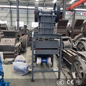 Concasseur à mâchoires de petite taille à haute capacité pour le concassage du calcaire, du granit et des roches dans les installations de traitement des carrières minières - Product Image 5