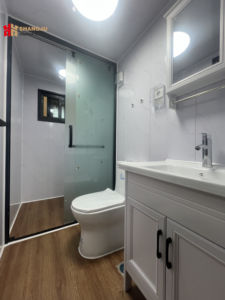 Casa contenedor de 2 dormitorios de estilo americano con baño de cocina y características de energía solar Decatable y para Bosnia Herzegovina - Product Image 6