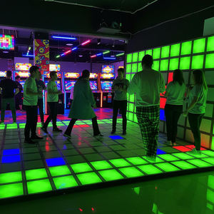 Jeux de sol interactifs de projection de <span class=keywords><strong>marelle</strong></span>, jeux de sol à LED activés par la grille - Product Image 2