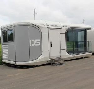 New Energy Smart Capsule Mobile Home Modern Fabricado Plegable Container House Panel Sandwich para Hotel Mall Use Instalación rápida - Product Image 1