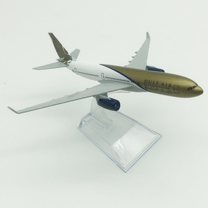 โมเดลเครื่องบิน Gulf Air Airbus <span class=keywords><strong>A330</strong></span>-<span class=keywords><strong>300</strong></span> ขนาด 16 ซม. ทำจากโลหะ ของสะสม ของที่ระลึก ของขวัญ - Product Image 5
