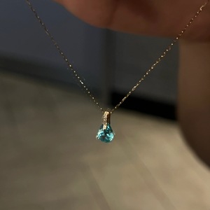 Collar con Colgante de Plata de Ley S925 para Mujer, Diseño de Serpiente Espiritual de Lujo con Diamante Ovalado Brillante de Forma Geométrica - Product Image 1