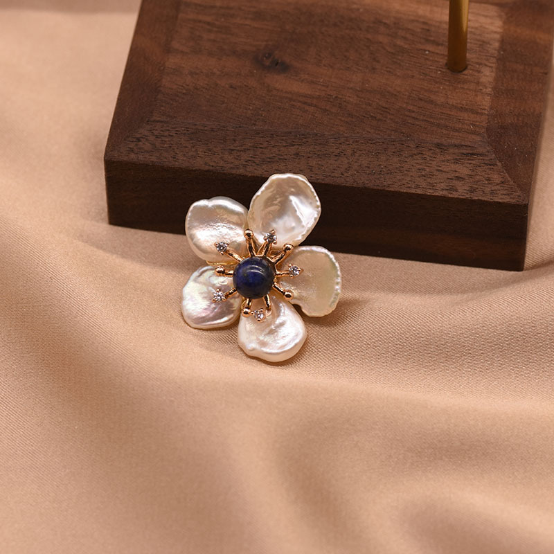 GO0332C-13 Broche fleur de lapis-lazuli
