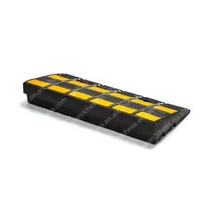 Wholesale Removable Popular Driveway Black Recycled Safety Kerb Curb Rubber Car Ramps