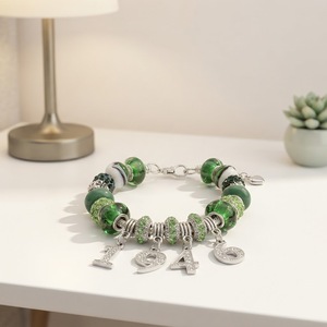 The Links Incorporated Accent Designer Green Beads Making Longitud Enlaces ajustables Año de Fundación 1946 Símbolo Pulsera con cuentas - Product Image 4